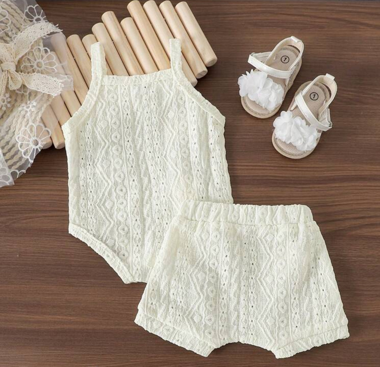 2-Piece Set Infant/Baby Girl Embroidery & Rose Detail + Shorts