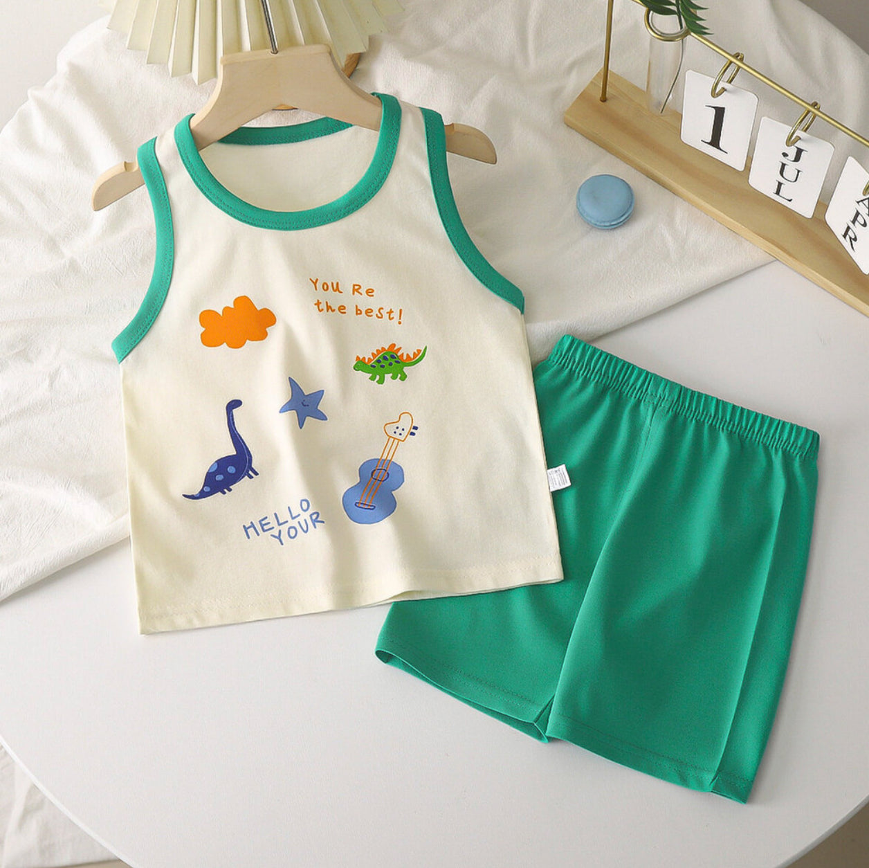 Charming Dinosaurs Cartoon Top & Shorts Set